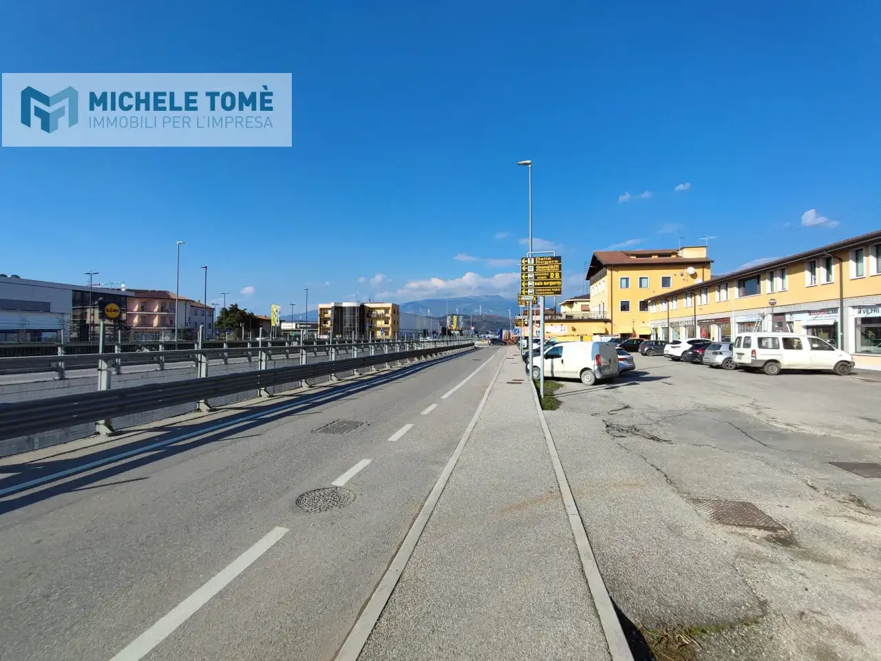 Ufficio in Via Passo Napoleone, Sant'Ambrogio Di Valpolicella, {3} - Foto 1