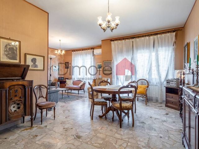 4-room flat in {3}, Via IV Novembre 9 - Photo 1