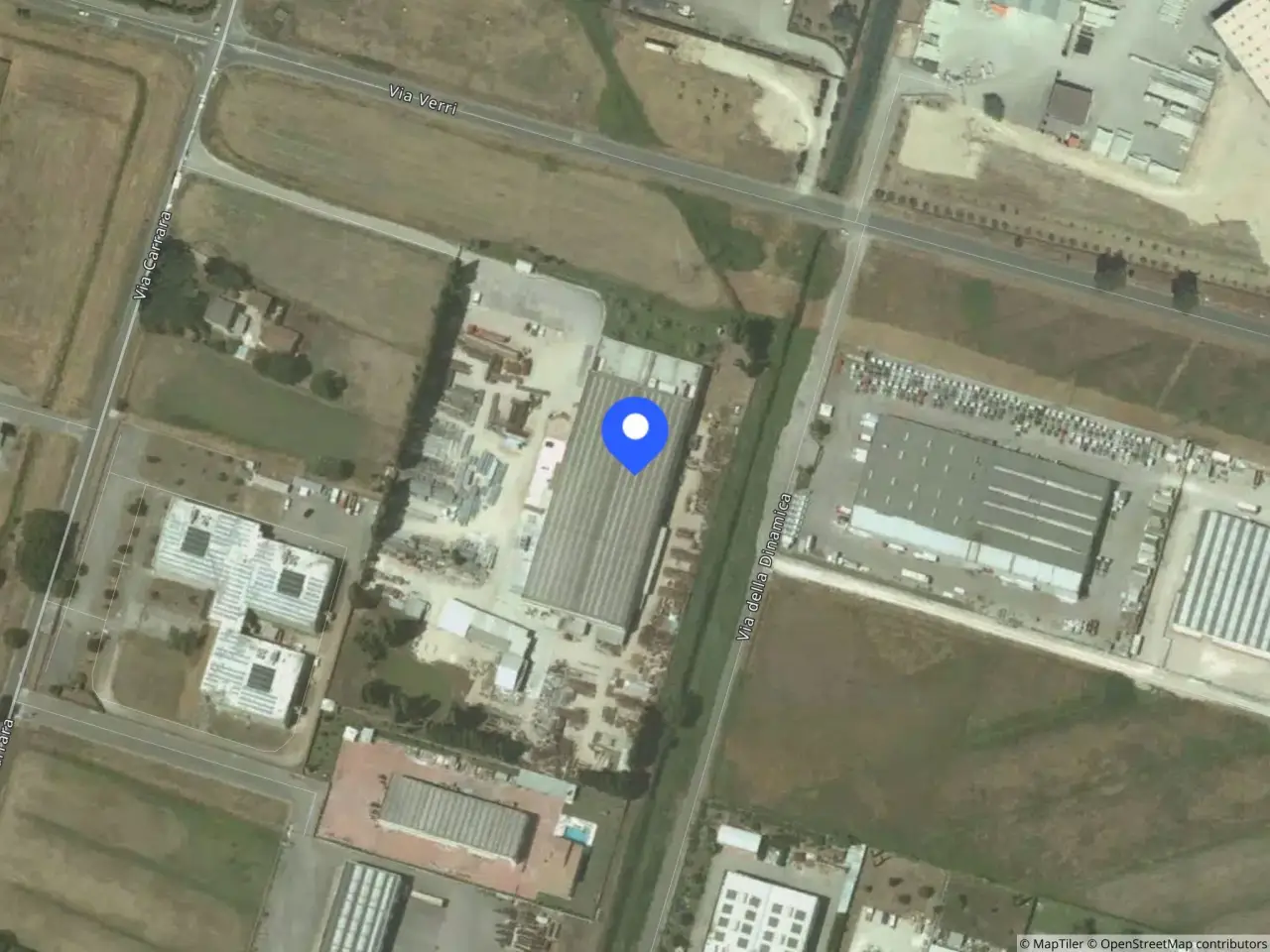 Fabbricato misto in Via Carrara, 16, 04013 Latina Scalo Lt, Italia 16, Latina, {3} - Foto 1