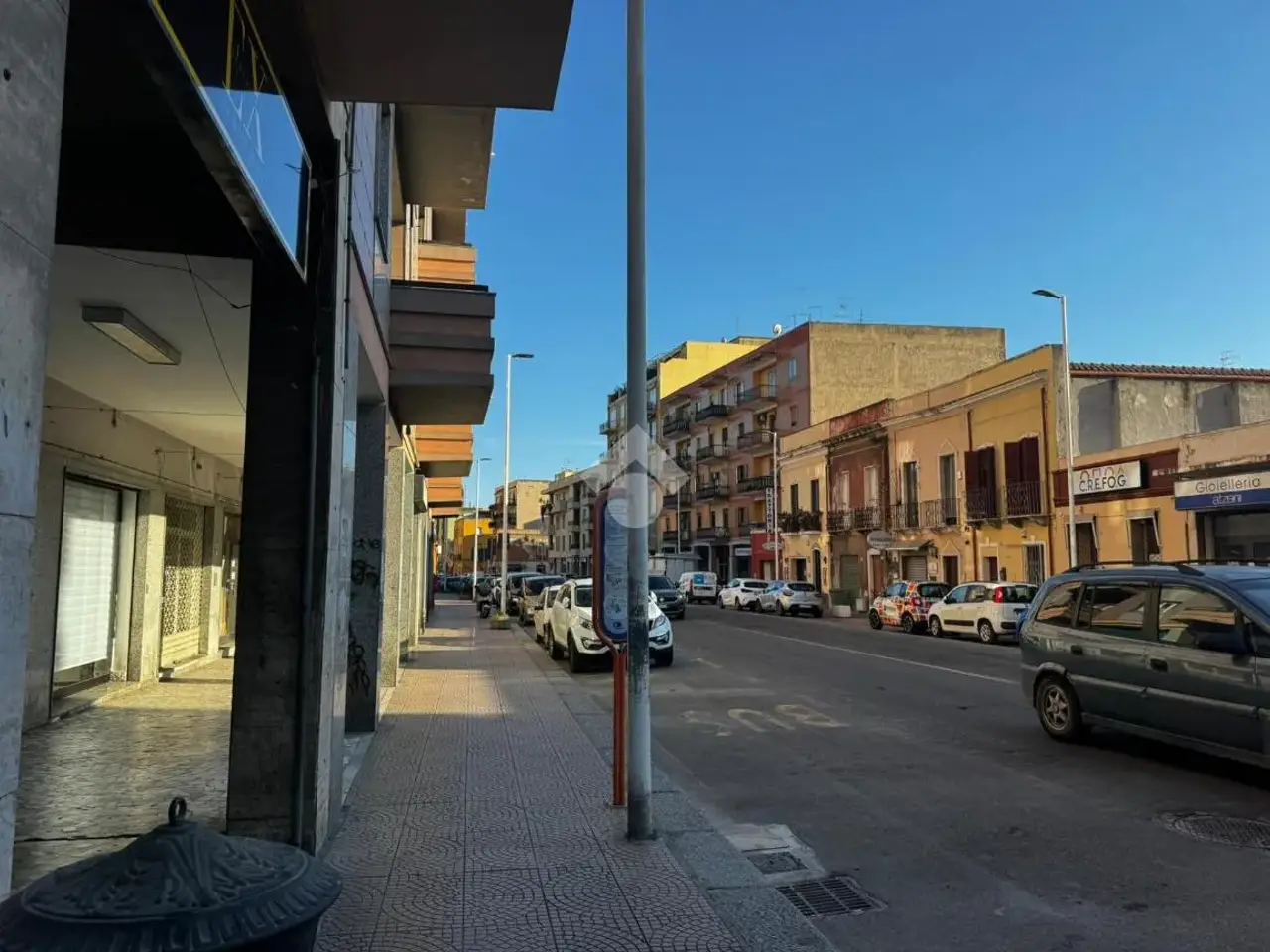 Negozio in Viale Sant'Avendrace 293, Cagliari, {3} - Foto 1