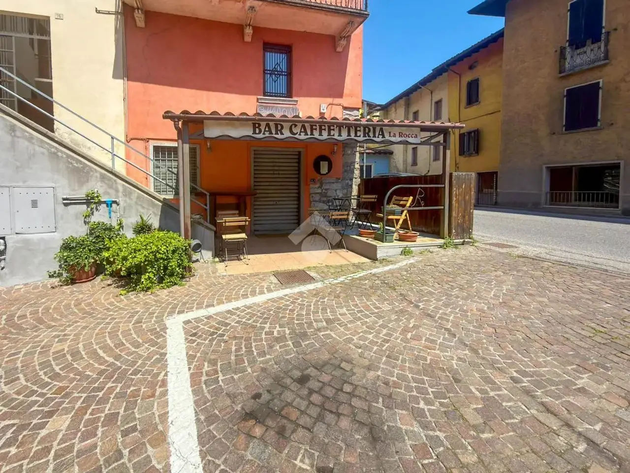 Negozio in Via T. Secchi 00, Vestone, {3} - Foto 1