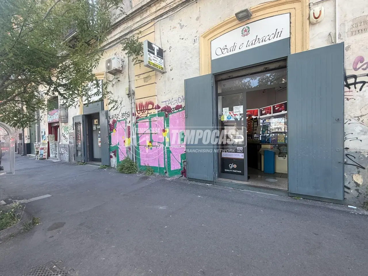 Esercizio commerciale in Via 6 Aprile, Catania, {3} - Foto 2