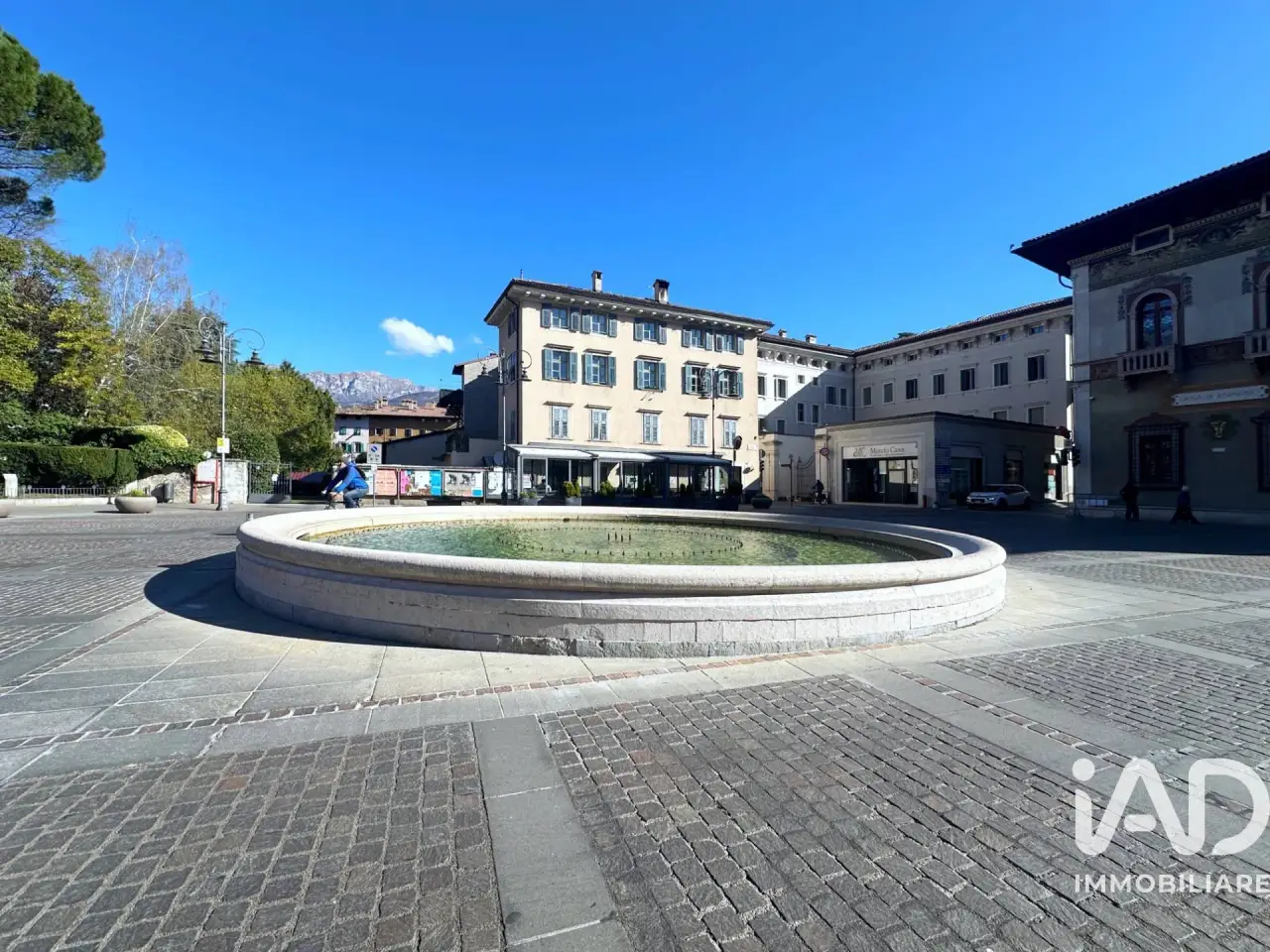 Negozio in Piazza Rosmini 2, Rovereto, {3} - Foto 2