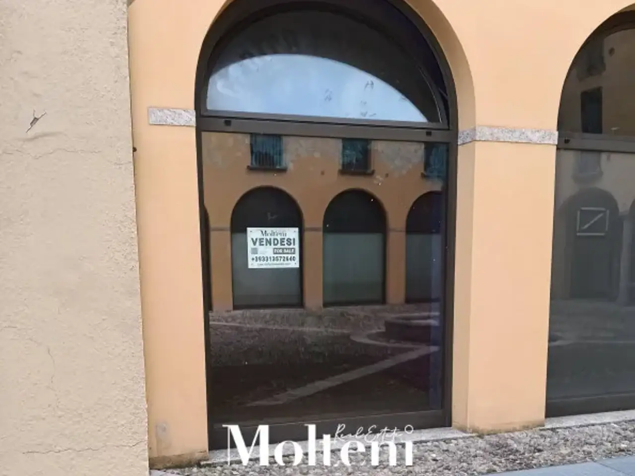 Negozio in Via Fratelli Bandiera 2/a, Lecco, {3} - Foto 1