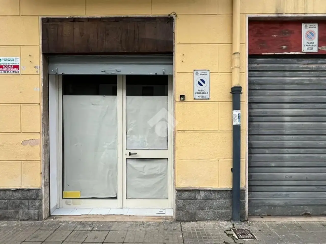 Negozio in Via Cicerone 15, Brindisi, {3} - Foto 1
