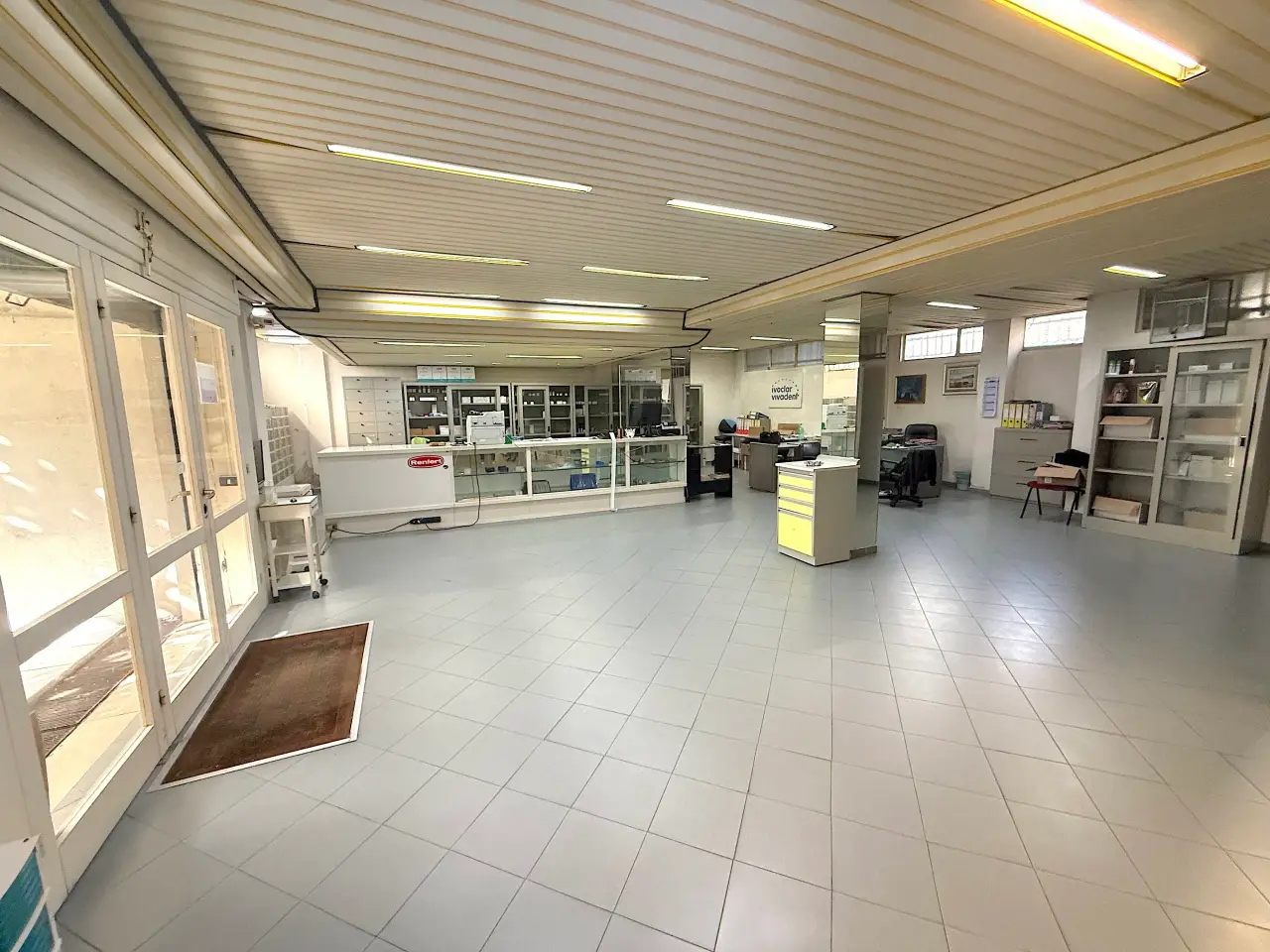 Magazzino in Via delle Libellule 6, Cagliari, {3} - Foto 2