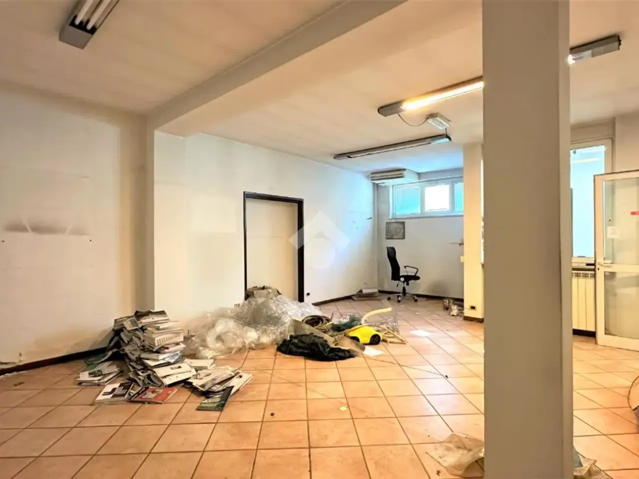 Magazzino in Strada Ronco 2, Tortona, {3} - Foto 1