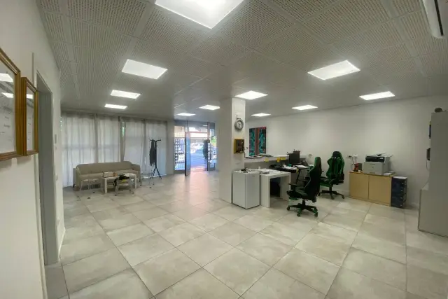 Shared office in Via Alcide De Gasperi, Trento - Photo 1