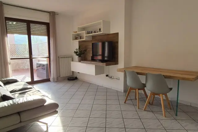 4-room flat in Via Bronia, Vaiano - Photo 1