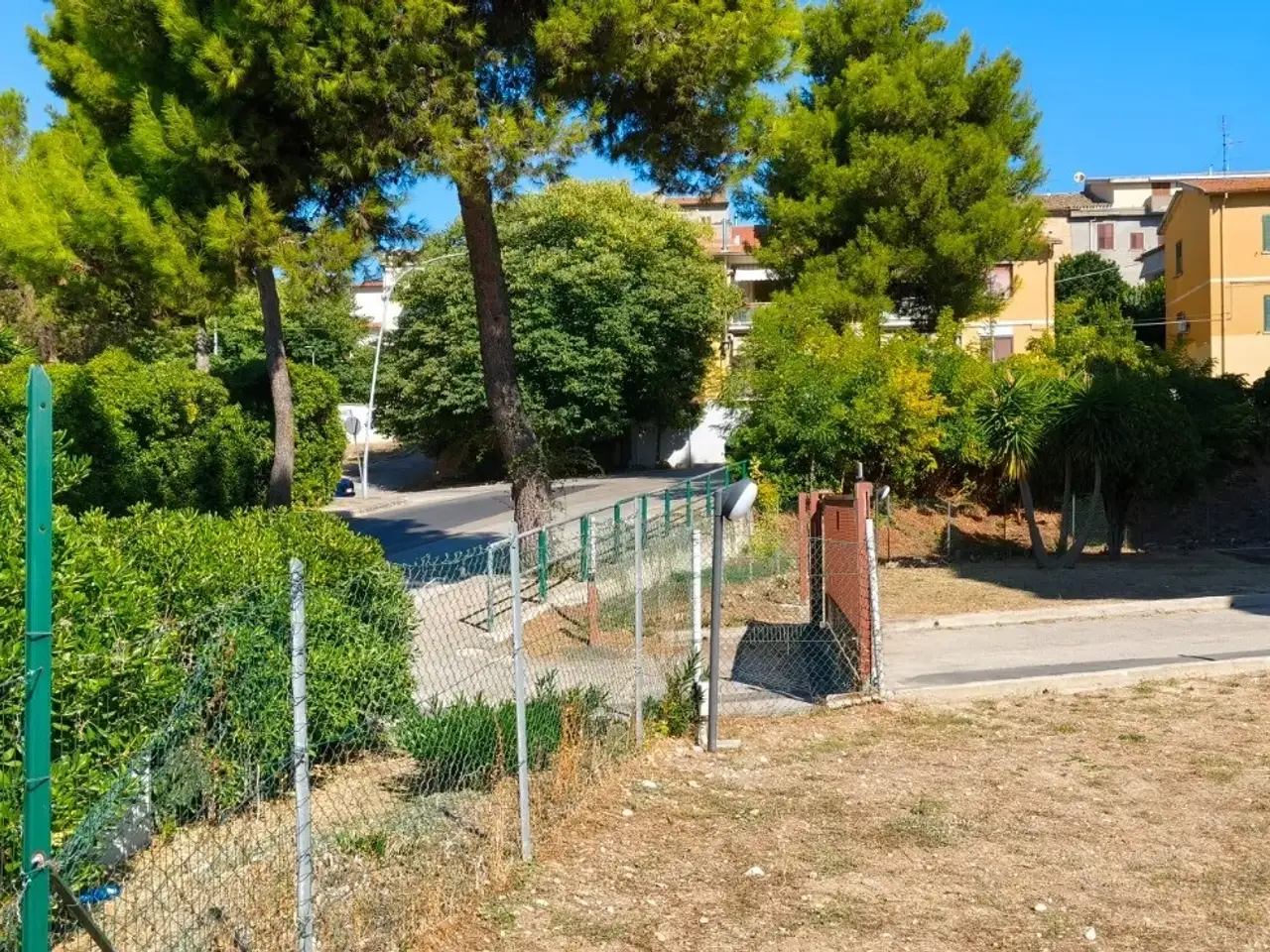 Ufficio in Via Vittorio Emanuele II, Montesilvano, {3} - Foto 1