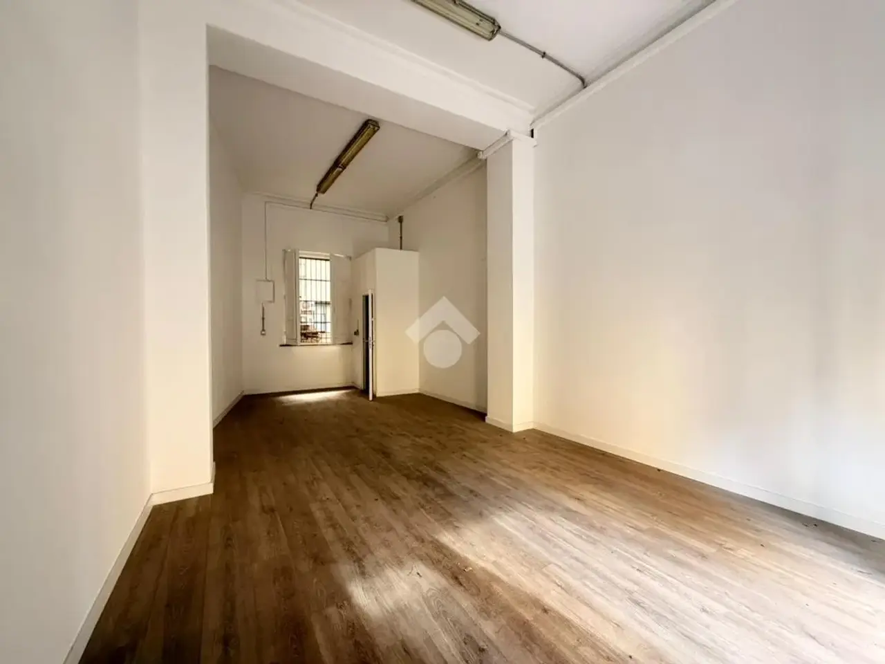 Negozio in Via Caltanissetta 11, Palermo, {3} - Foto 1
