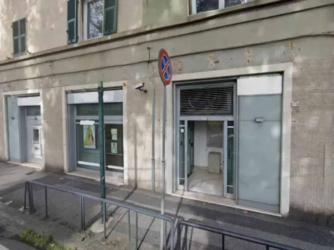Negozio in Viale San Bartolomeo 199, La Spezia, {3} - Foto 2