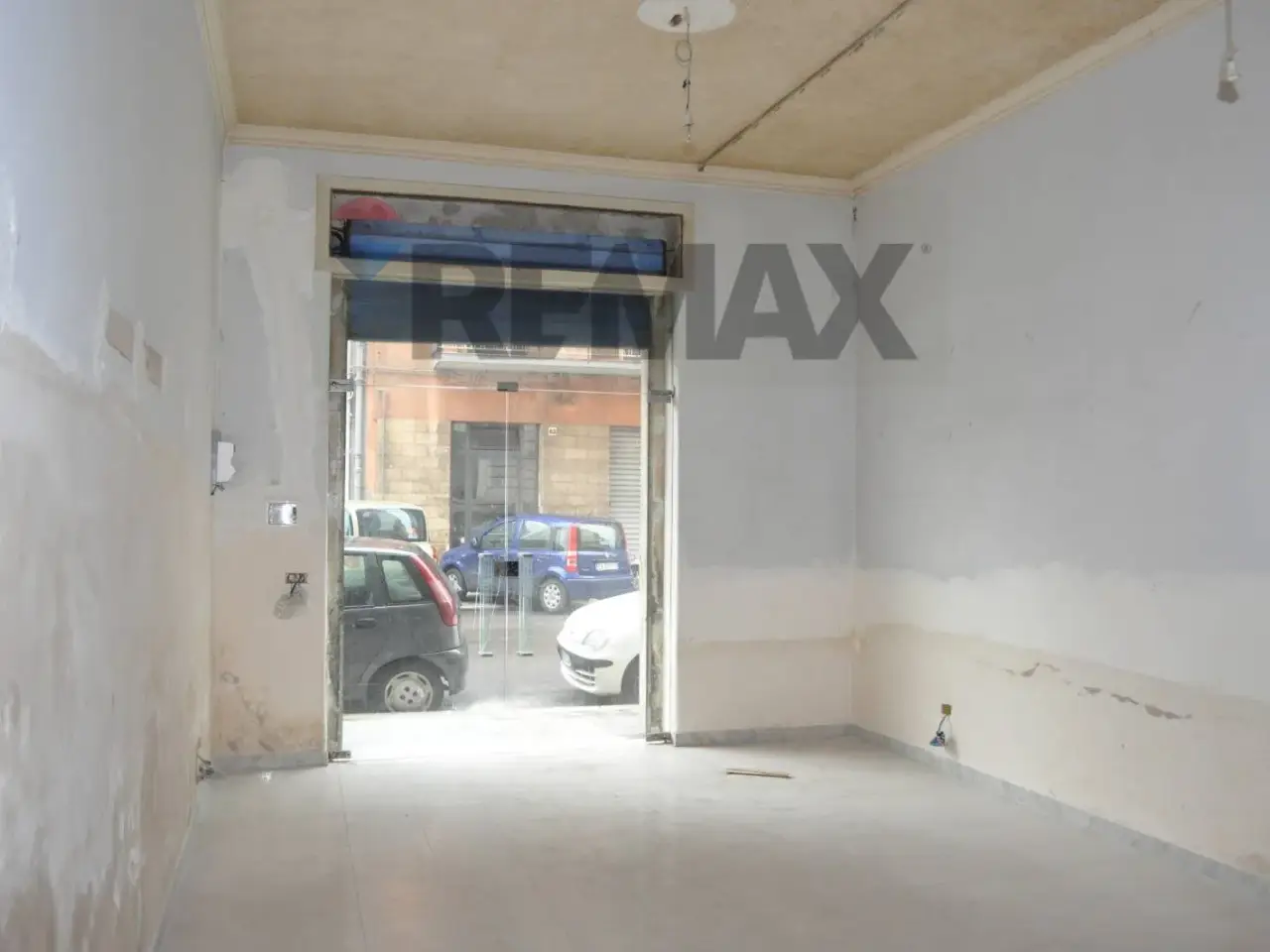 Negozio in Via Monsignor Francesco Nitti 30, Bari, {3} - Foto 2