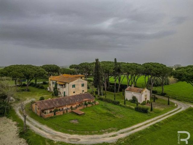 Country house or cottage in {3}, Strada Provinciale Bozzone - Photo 1