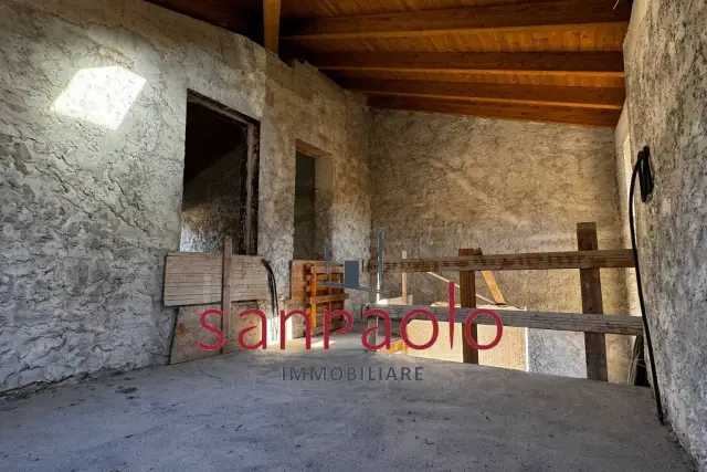 Detached house in Via San Felice E Piteccio, Pistoia - Photo 1