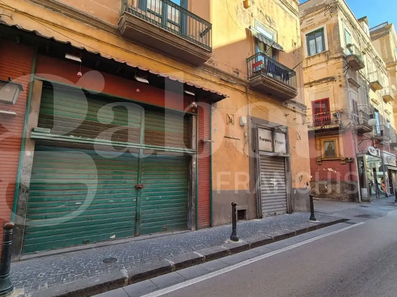 Negozio in Corso Vittorio Emanuele III 252, Torre Annunziata, {3} - Foto 1