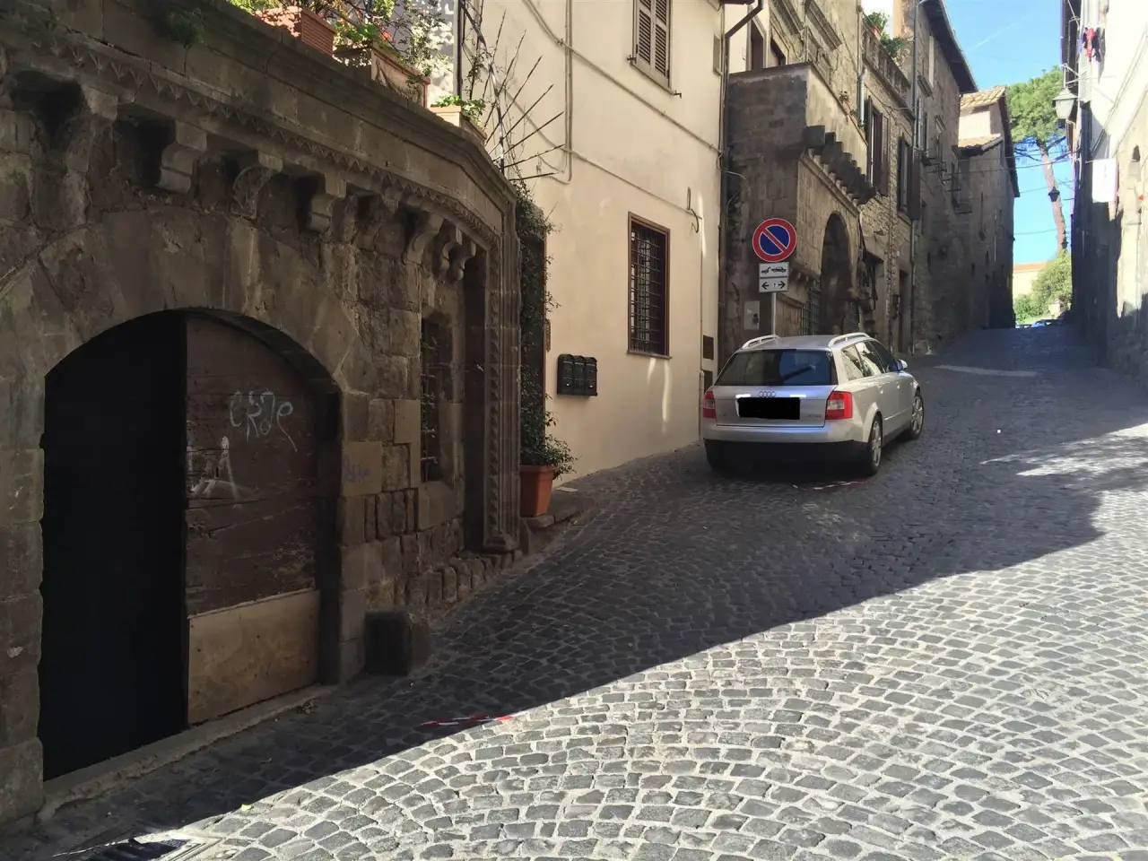 Magazzino in Via Valle Piatta, Viterbo, {3} - Foto 1