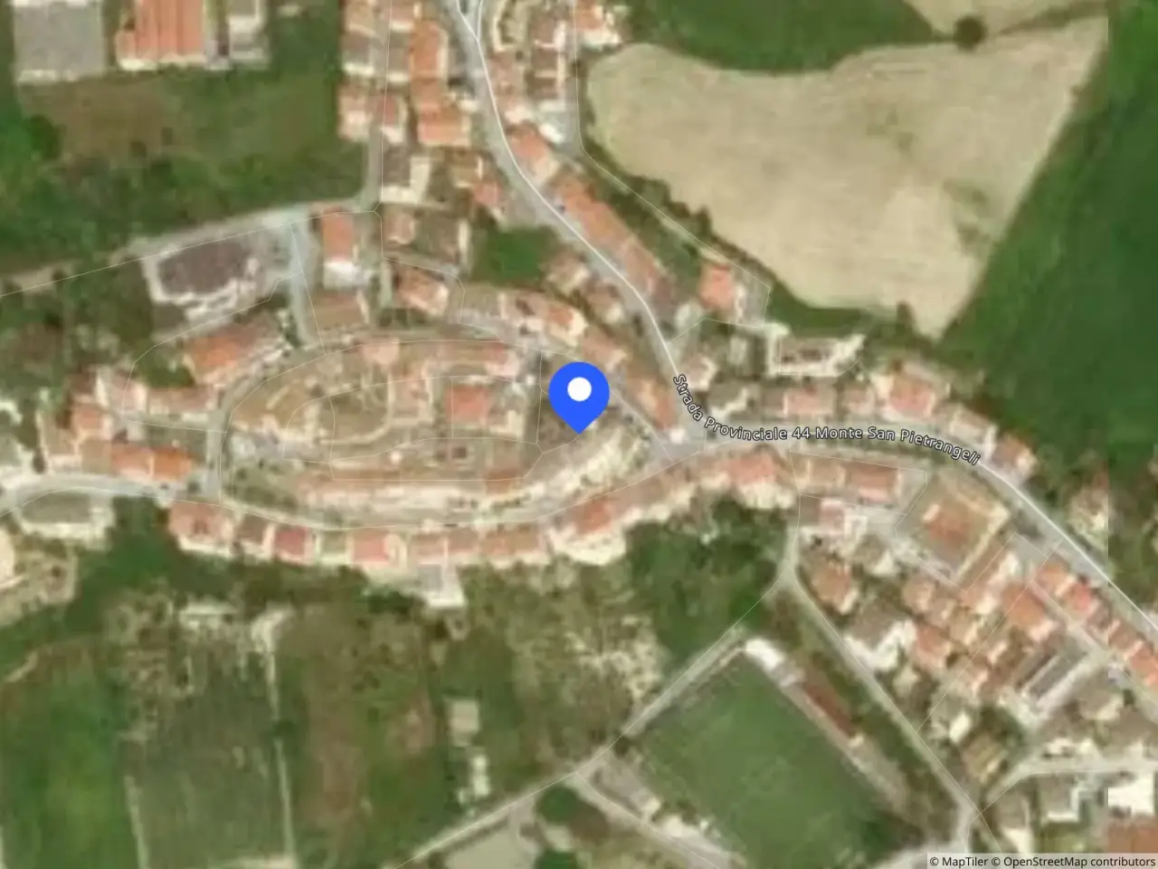 Negozio in Piazza Guglielmo Marconi, 11, 63814 Torre San Patrizio Fm, Italia 11, Torre San Patrizio, {3} - Foto 2