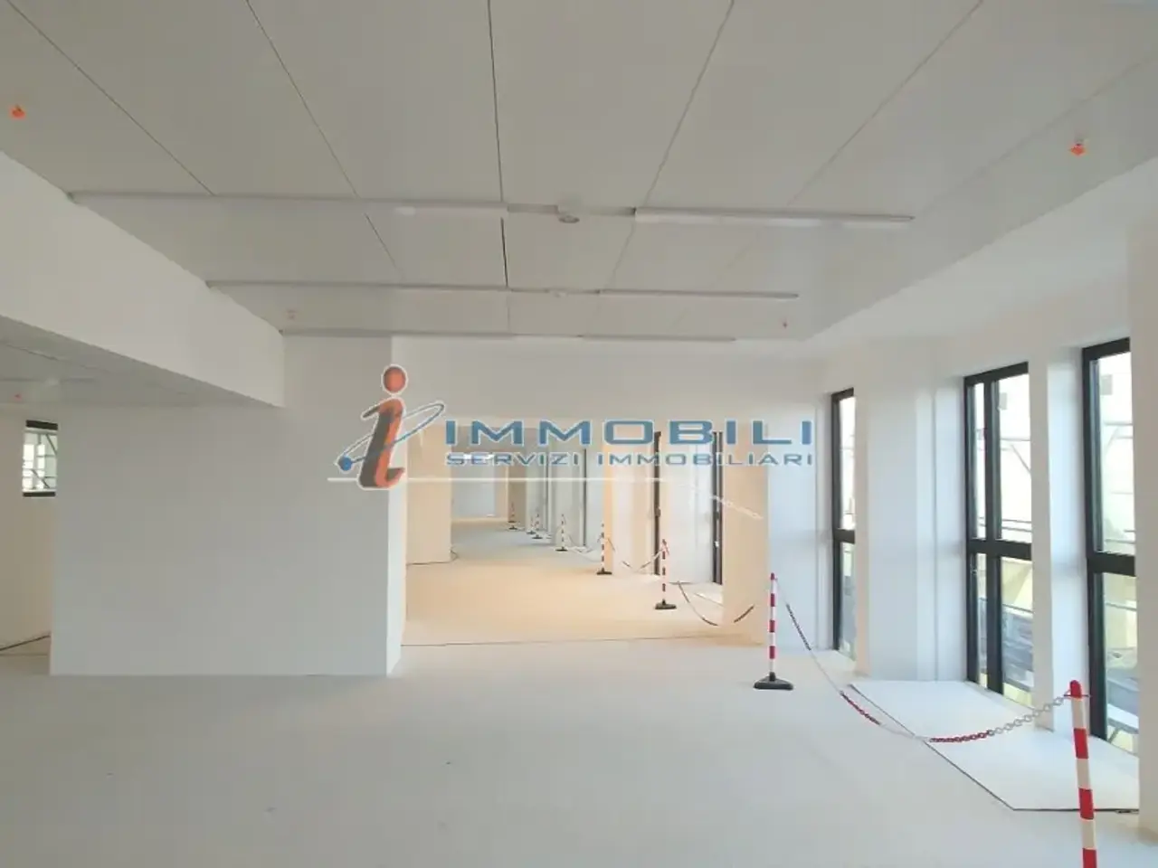 Ufficio in Corso Vittorio Emanuele II, Milano, {3} - Foto 1