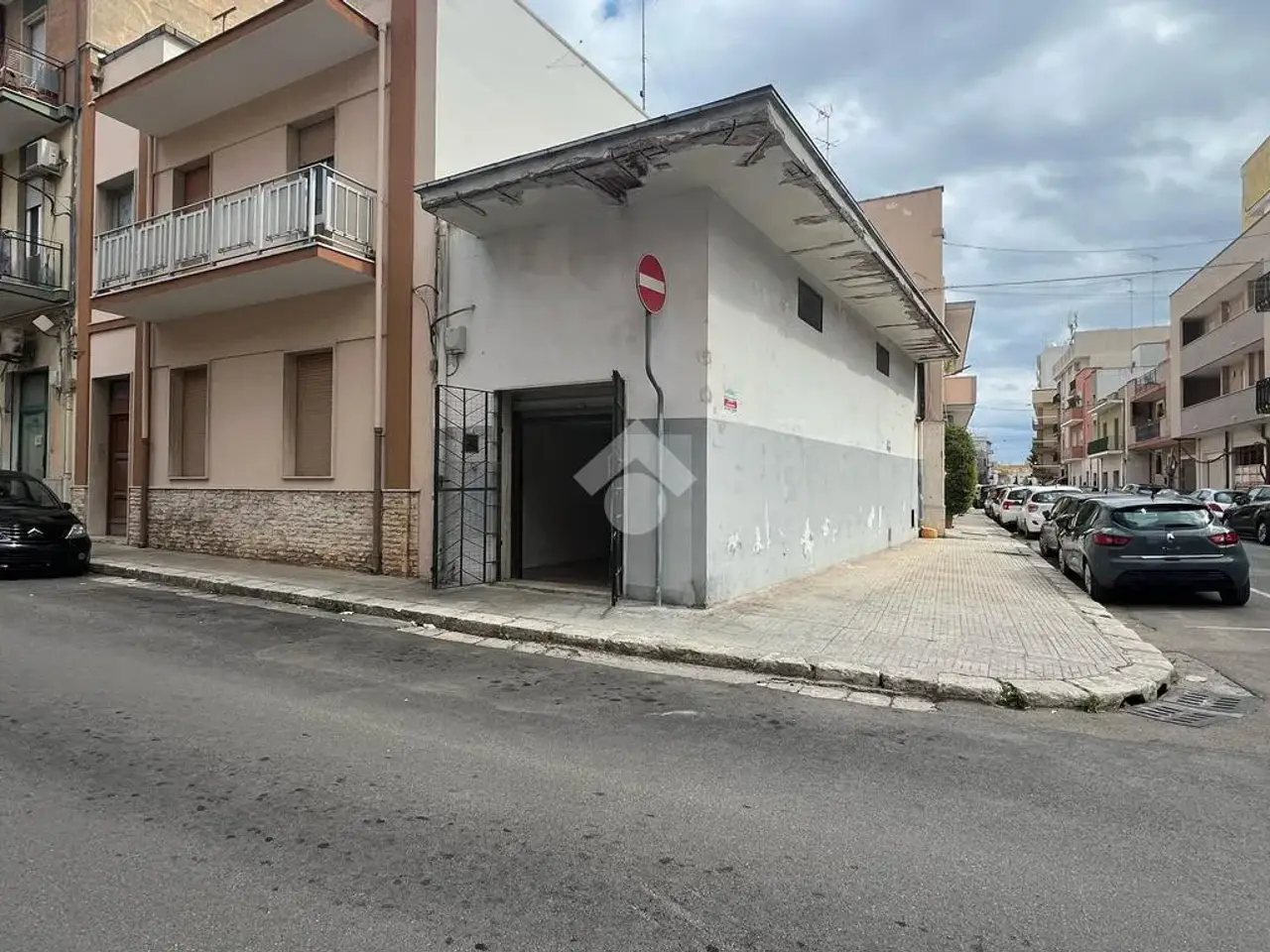 Laboratorio in Via Isonzo 2, Brindisi, {3} - Foto 1