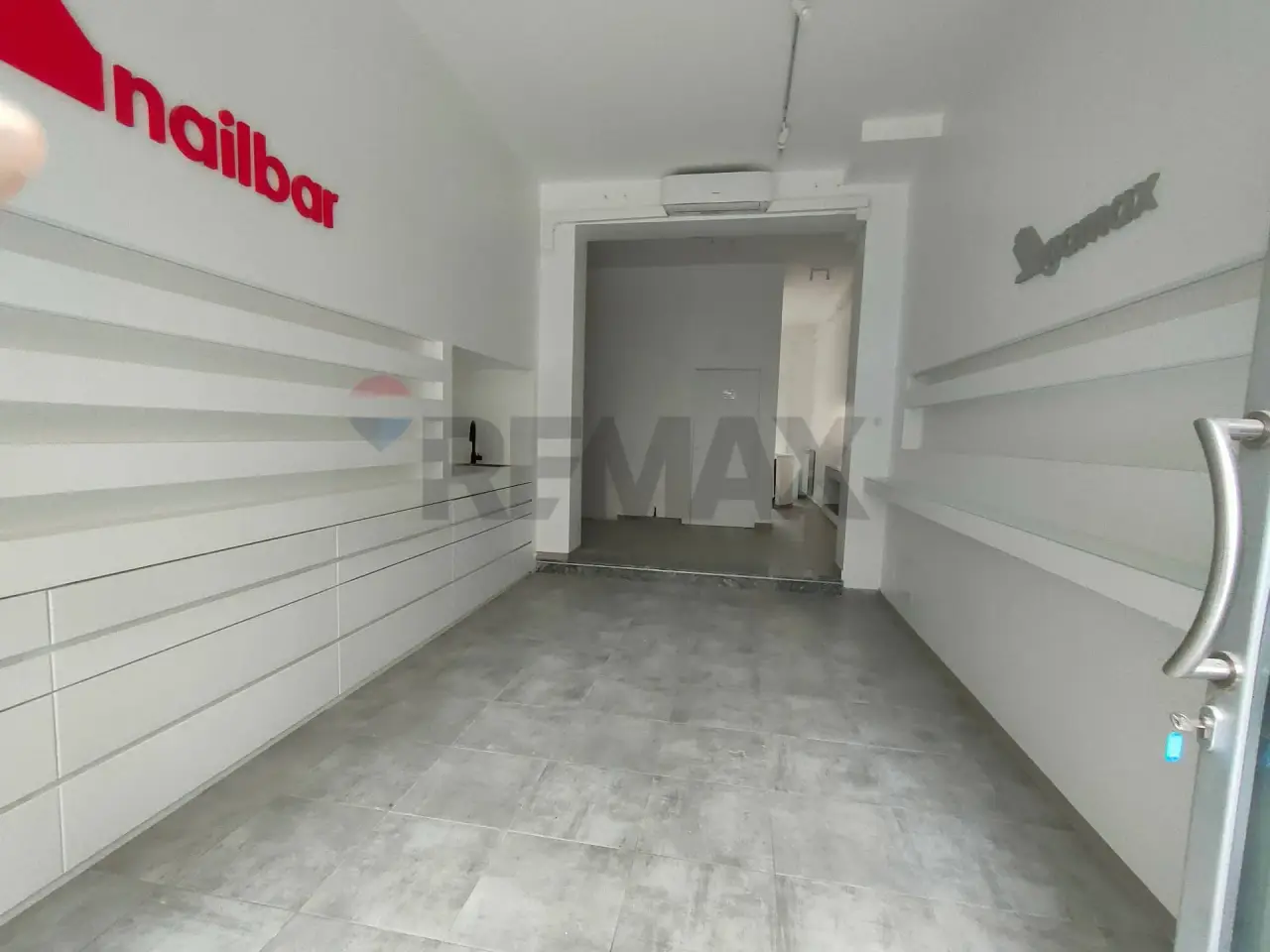 Negozio in , L'Aquila, {3} - Foto 2