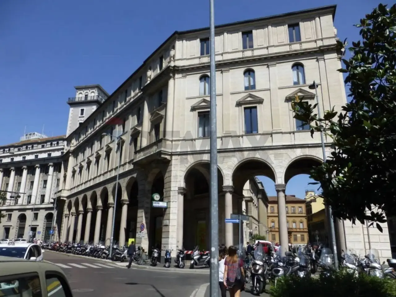 Negozio in Via degli Omenoni 2, Milano, {3} - Foto 2