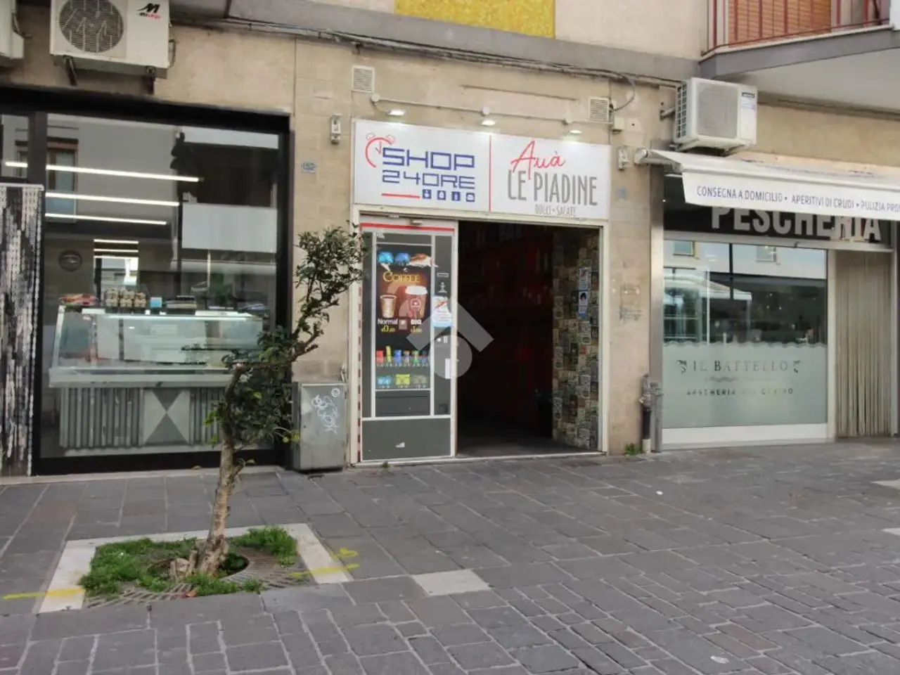 Negozio in Via Roma 150, Pescara, {3} - Foto 2