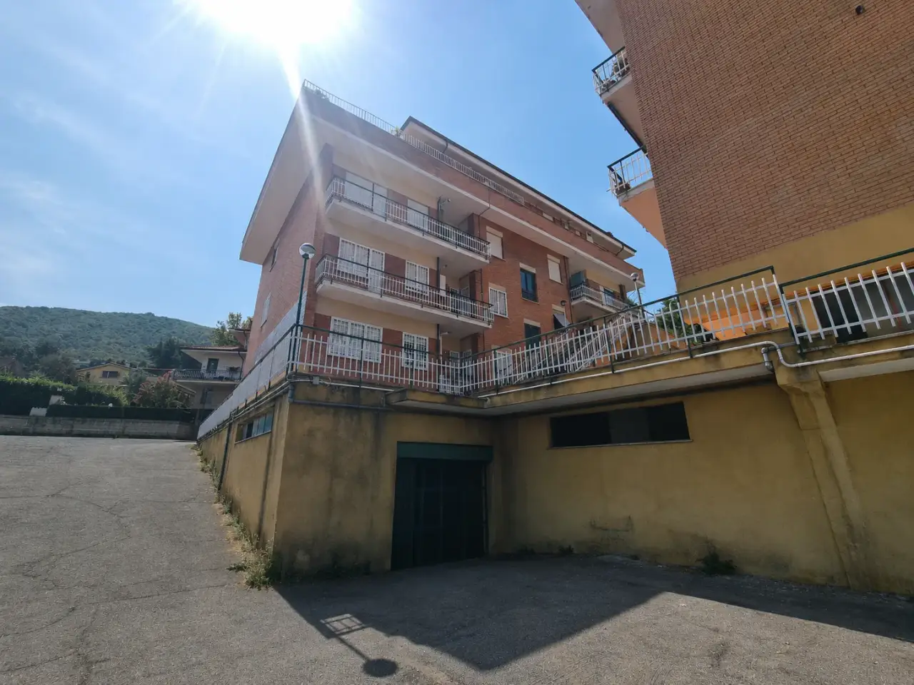 Magazzino in Via Frascati Antica, Monte Porzio Catone, {3} - Foto 1