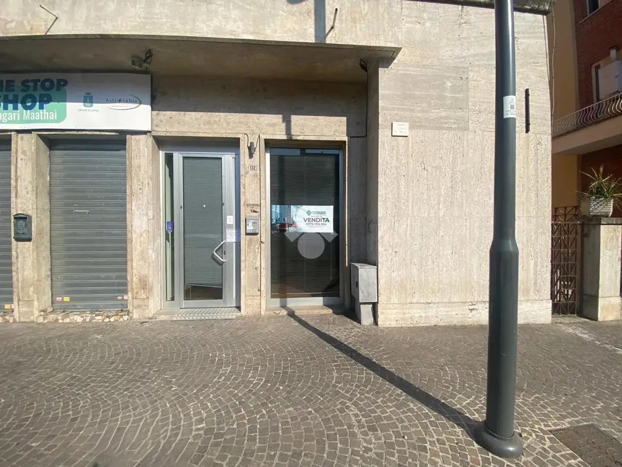 Negozio in Corso Matteotti 32, Latina, {3} - Foto 1