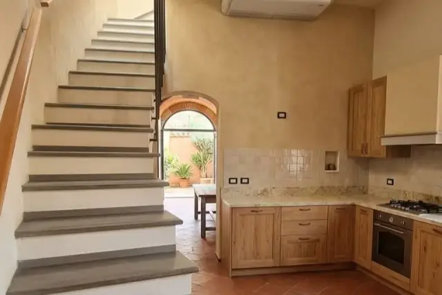 insertion image
