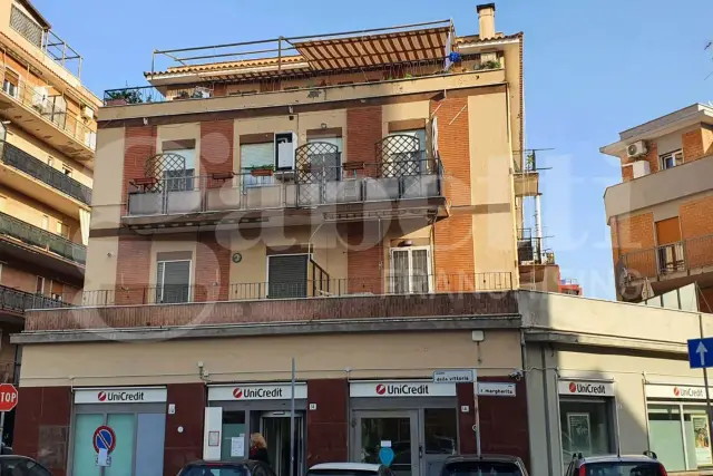 Dreizimmerwohnung in Via Duca degli Abruzzi 115, Ladispoli - Foto 1