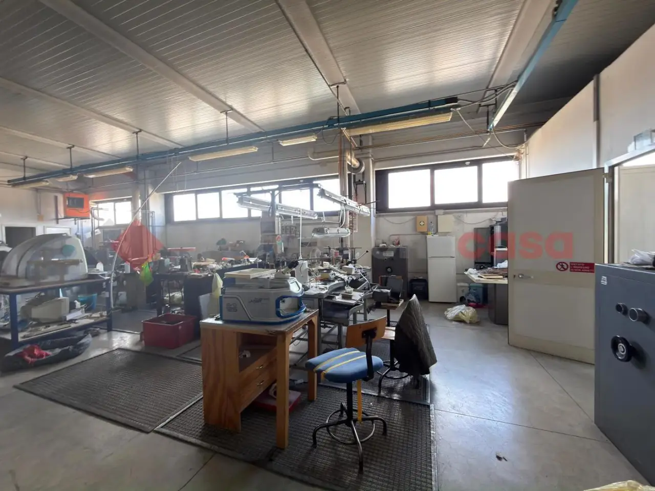 Laboratorio in , Arezzo, {3} - Foto 2