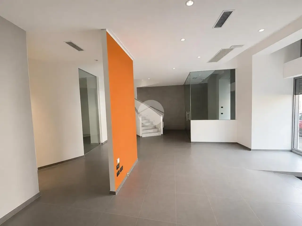 Negozio in Via dei Caniana, Bergamo, {3} - Foto 1
