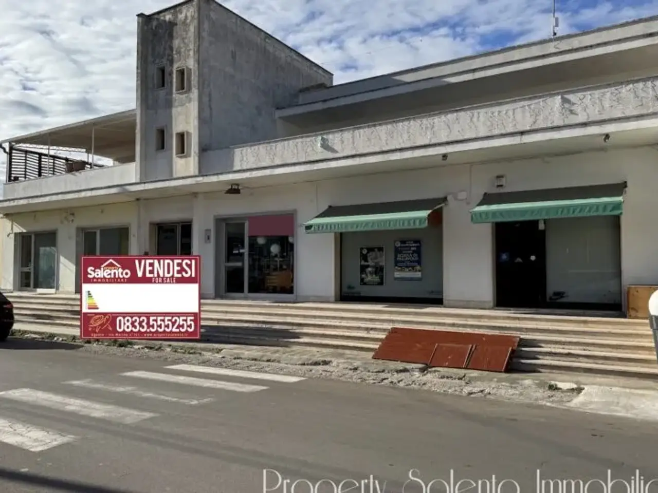 Locale commerciale in Via Marina 102, Ugento, Commerciale, Ugento, {3} - Foto 1