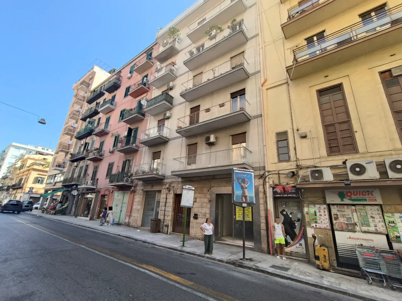 Negozio in Via Marchese di Roccaforte 46, Palermo, {3} - Foto 2