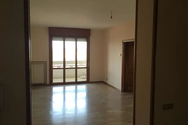 4-room flat in {3}, - Photo 1