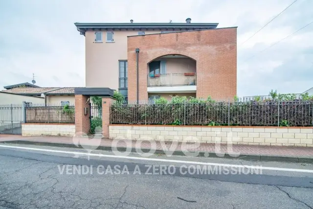 3-room flat in Viale dell' Industria, Trivolzio - Photo 1