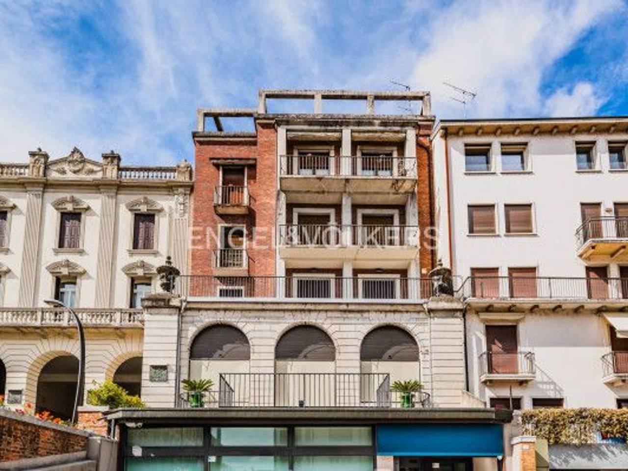 immagine annuncio 11 di 12