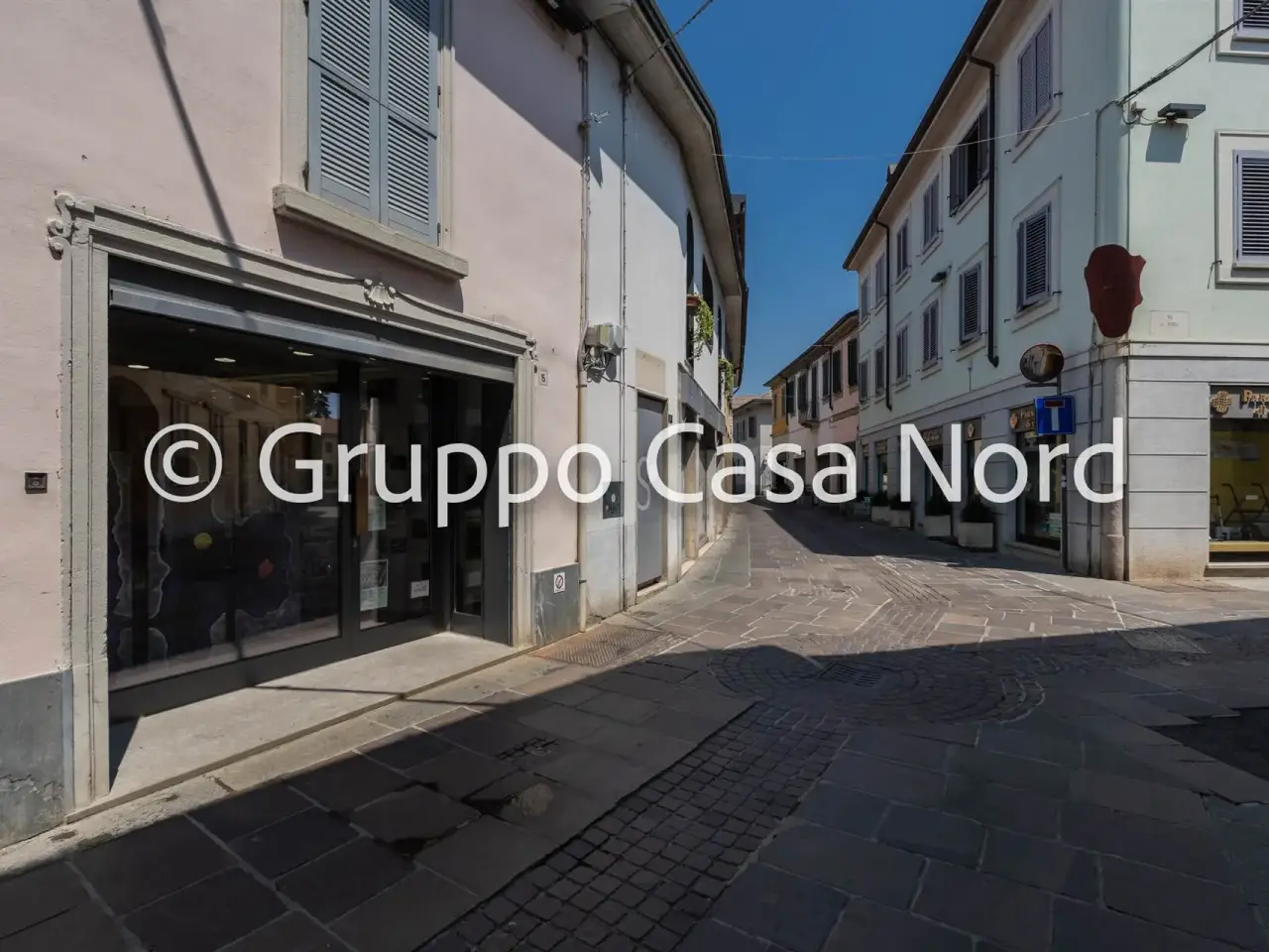 Negozio in Via Roma, Cernusco Sul Naviglio, {3} - Foto 2