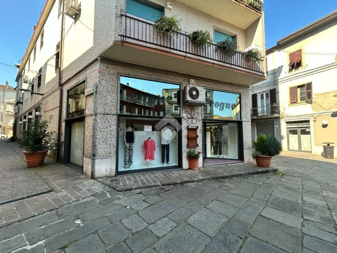 Negozio in Via Apua, Aulla, {3} - Foto 1