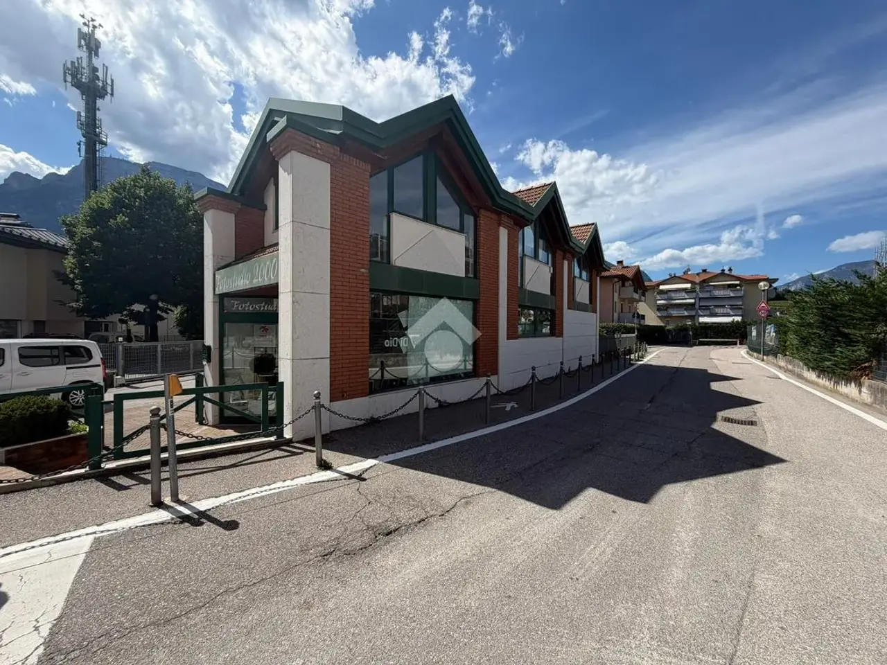 Negozio in Via Paratoner, Lavis, {3} - Foto 1