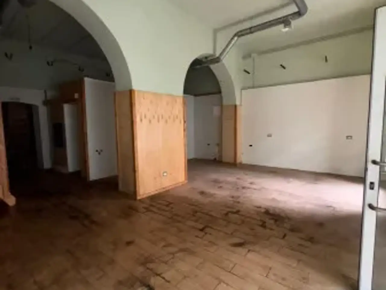 Negozio in Via Montenero 12, Nettuno, {3} - Foto 1