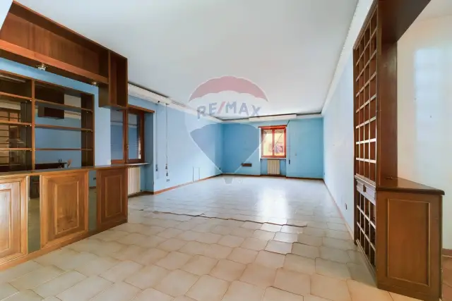 2-room flat in Via Ugo Foscolo 43, Campagnano di Roma - Photo 1