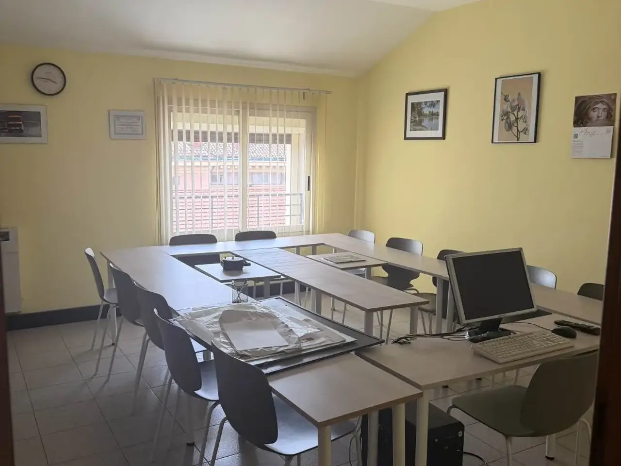 Ufficio in , Modena, {3} - Foto 1