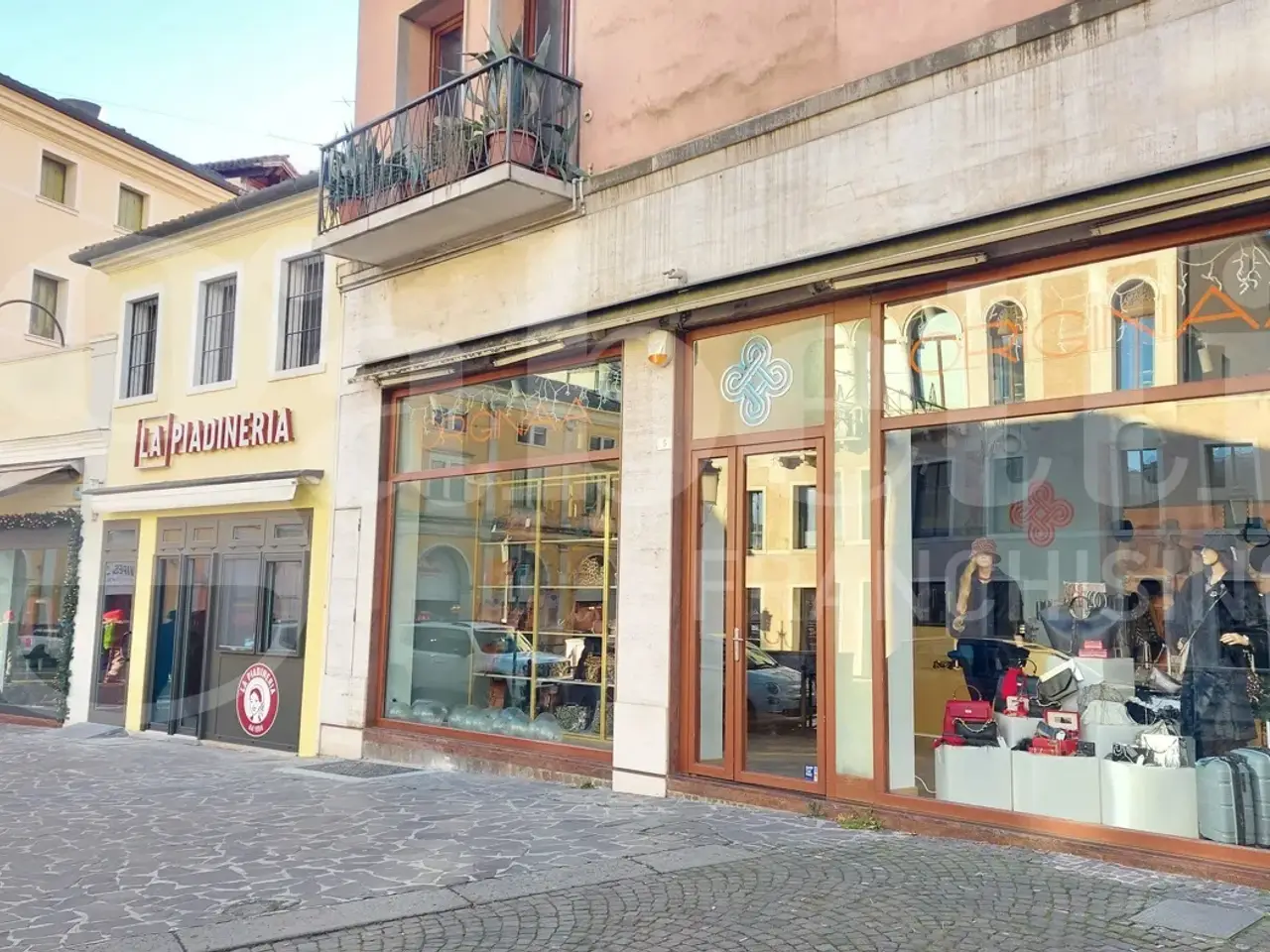 Negozio in Corso del Popolo, Treviso, {3} - Foto 2