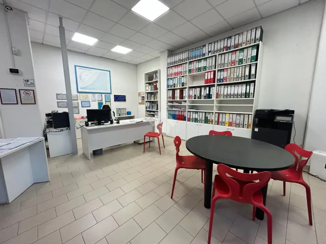 Negozio in Via della Ghiara 83, La Spezia, {3} - Foto 1