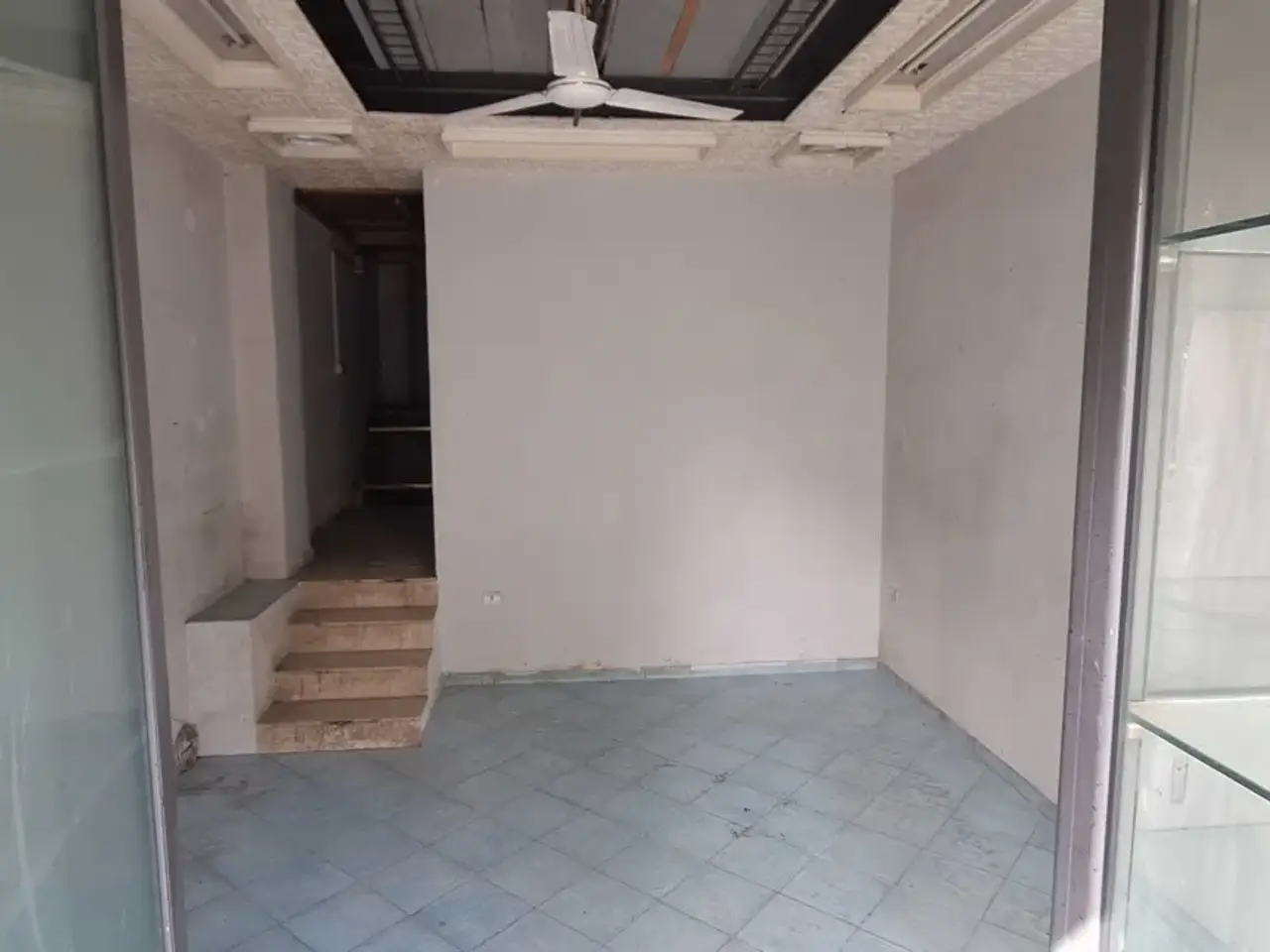 Palazzina commerciale in Corso Cavour 169, Messina, {3} - Foto 2