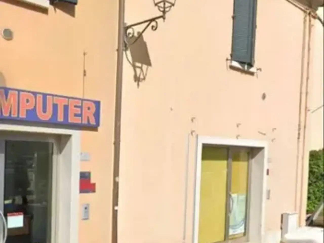 Negozio in Piazza del Lavoro, Forlì, {3} - Foto 1