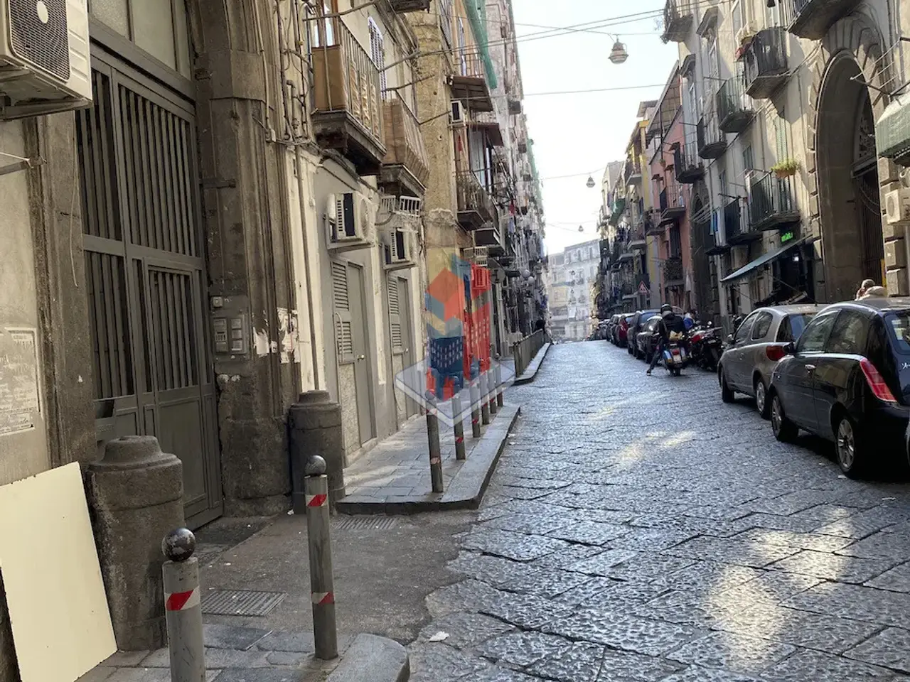 Negozio in Via Rosaroll (Adiacenze), Napoli, {3} - Foto 1