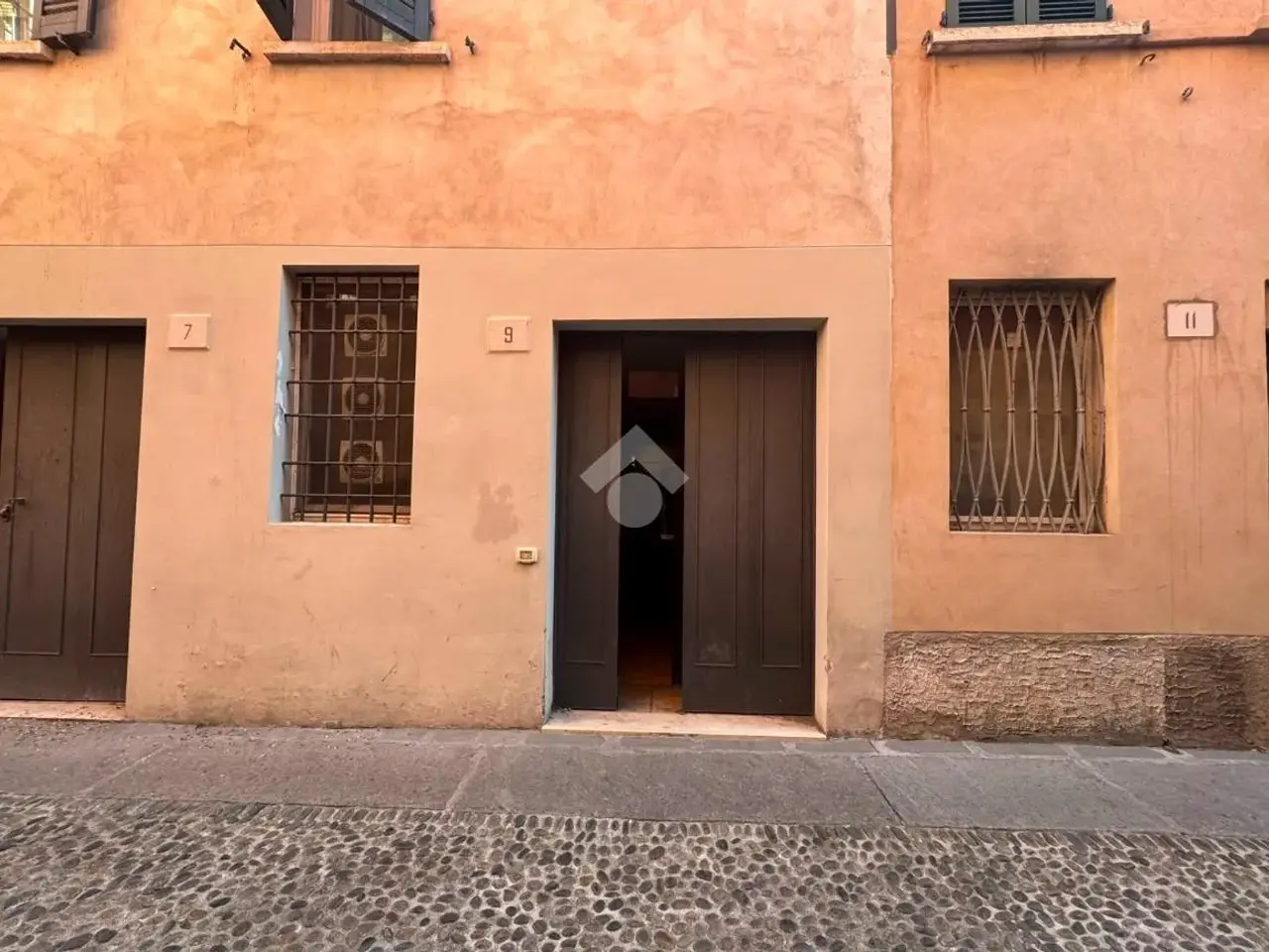Negozio in Vicolo Urgnani 5, Brescia, {3} - Foto 1
